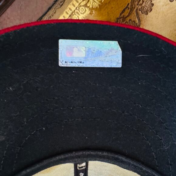 MLB Cincinnati Reds 7 1/8 New Era 59Fifty Fitted Baseball Authentic Hat Cap - Picture 7 of 11